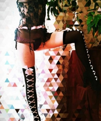 У меня много услуг на выбор: классический секс, оральные ласки, анальный секс, эротический массаж и многое другое. Гарантирую полное удовлетворение и незабываемые ощущения. Проверенные клиенты оставляют восторженные отзывы о нашей встрече. 🌟 Сделаю все, чтобы ты почувствовал себя желанным мужчиной. Возможность нежного виртуального общения предоставляется для ознакомления. Живу в Москве и готова тебе доказать, что мои фото настоящие и я сама 💋 Напиши мне, и мои прикосновения согреют тебя в холодной столице. 😘 14285, 26 лет